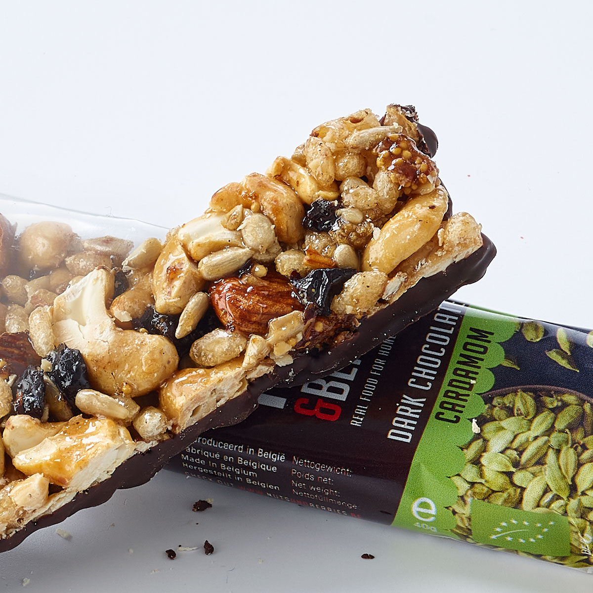 Nuts & berries Dark chocolate kardemom bio 40g